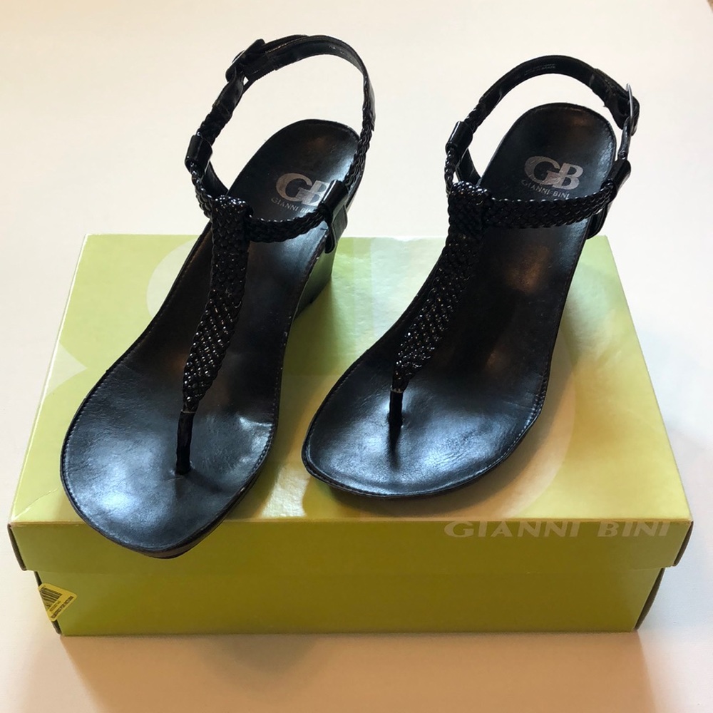 Gianni Bini Black Wedge sandal